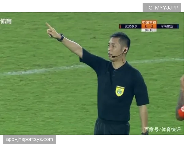 担架入场规则：什么情况下医疗人员能进场？裁判如何判罚？