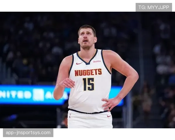 背打勾手对比约基奇，贾巴尔改写中锋得分模板