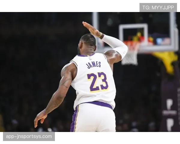 杰·伦·杰克逊二世挡拆外弹拉开空间胜过戴维斯